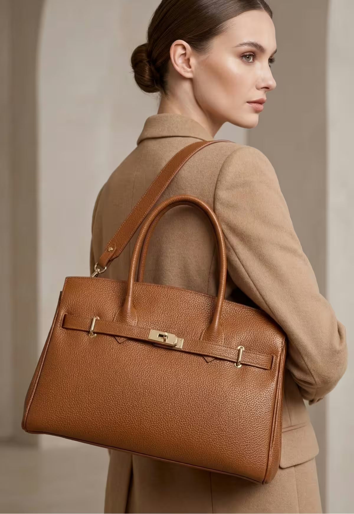 Elegant Leather Handbag for Women - Florence Camel