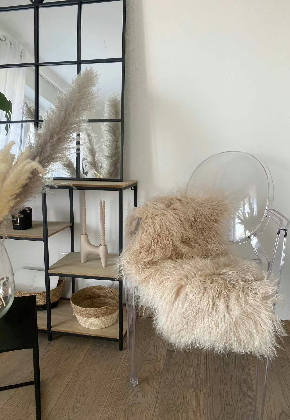 Tibetan Lambskin Beige – Original Tibetan Lambskin