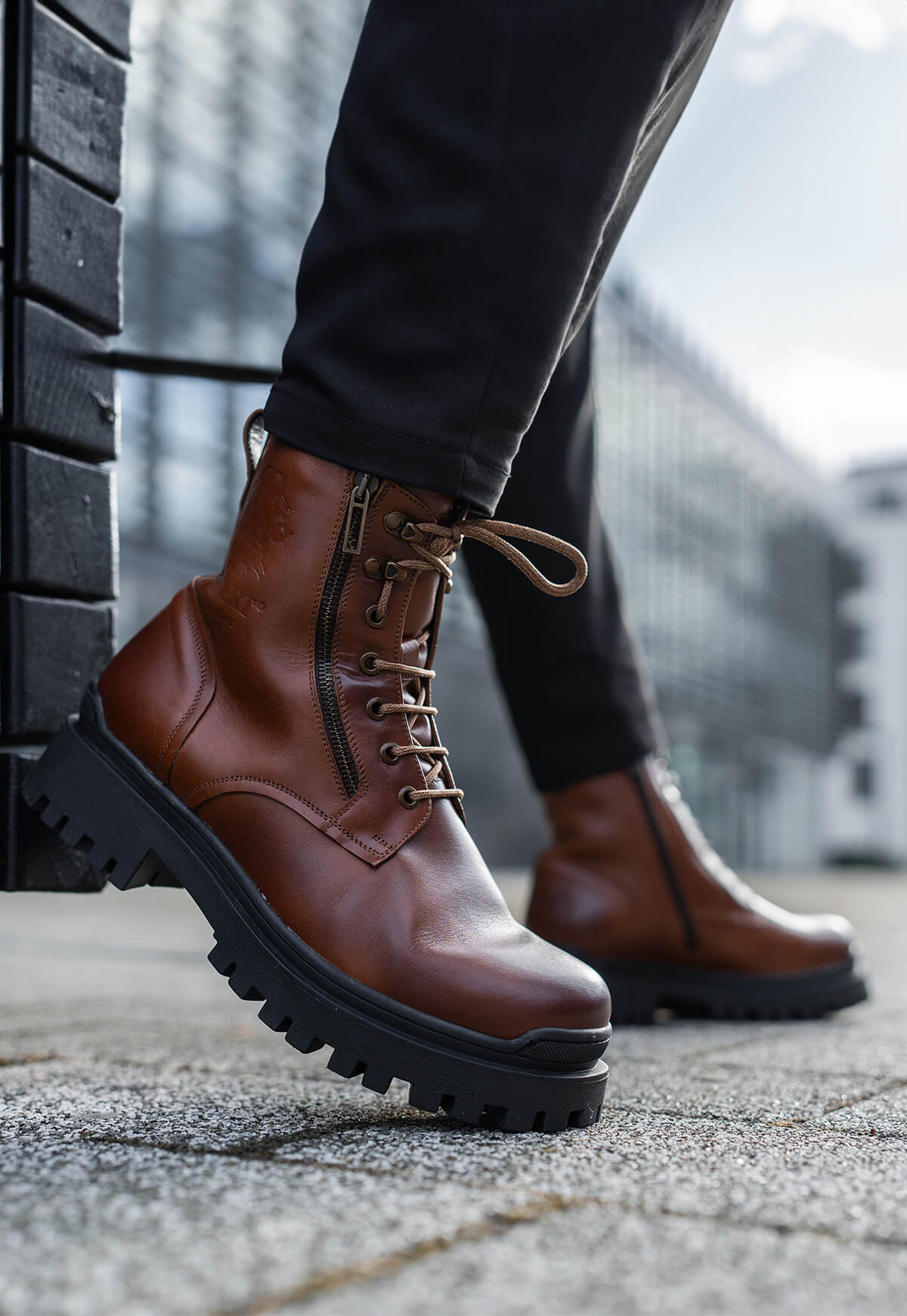 Lambskin Men's Street Shoes Model 378a Brown
