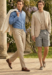 Men's Shirt in Light Blue Made from 100% Linen – crisp, airy, with a stand-up collar