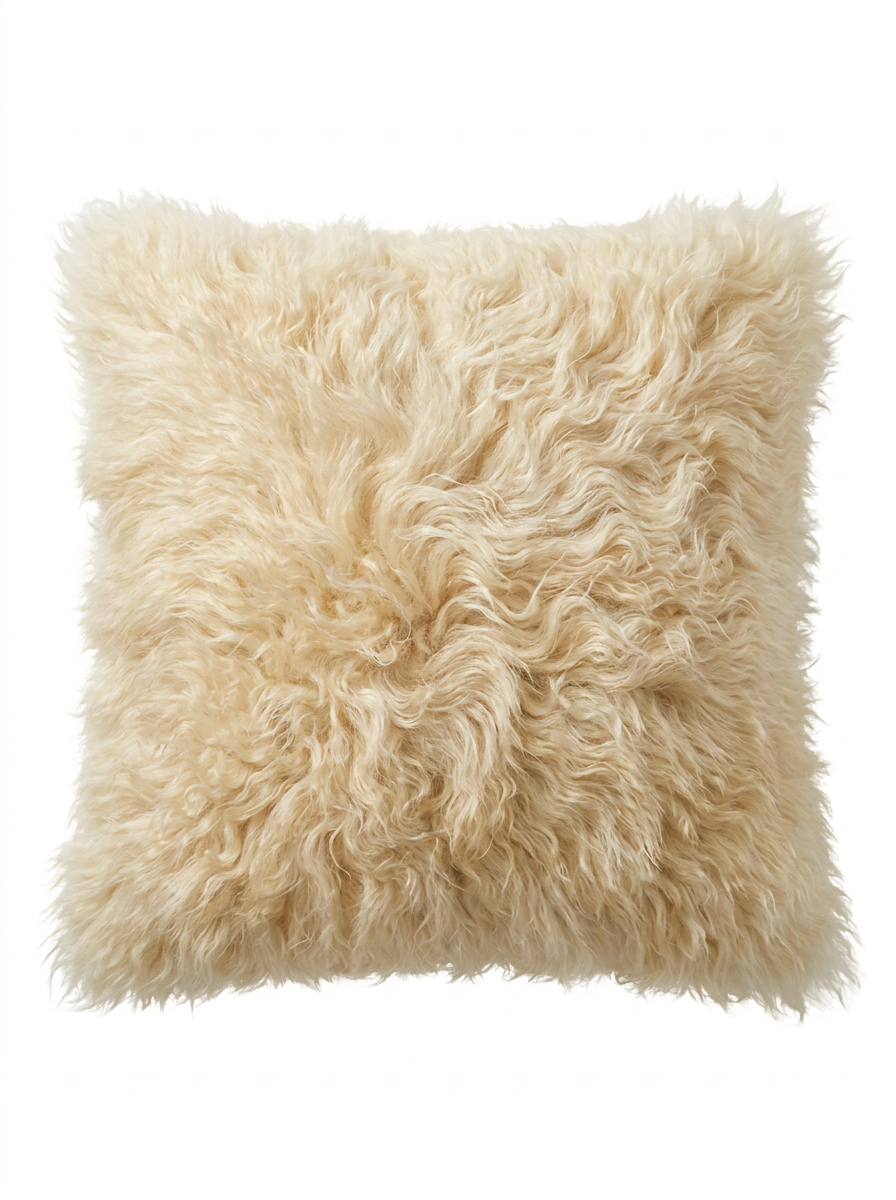 Gotland Lambskin Cushion – Vanilla with filling