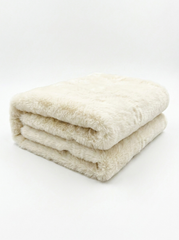 Lambskin Blanket in Champagne / Natural White